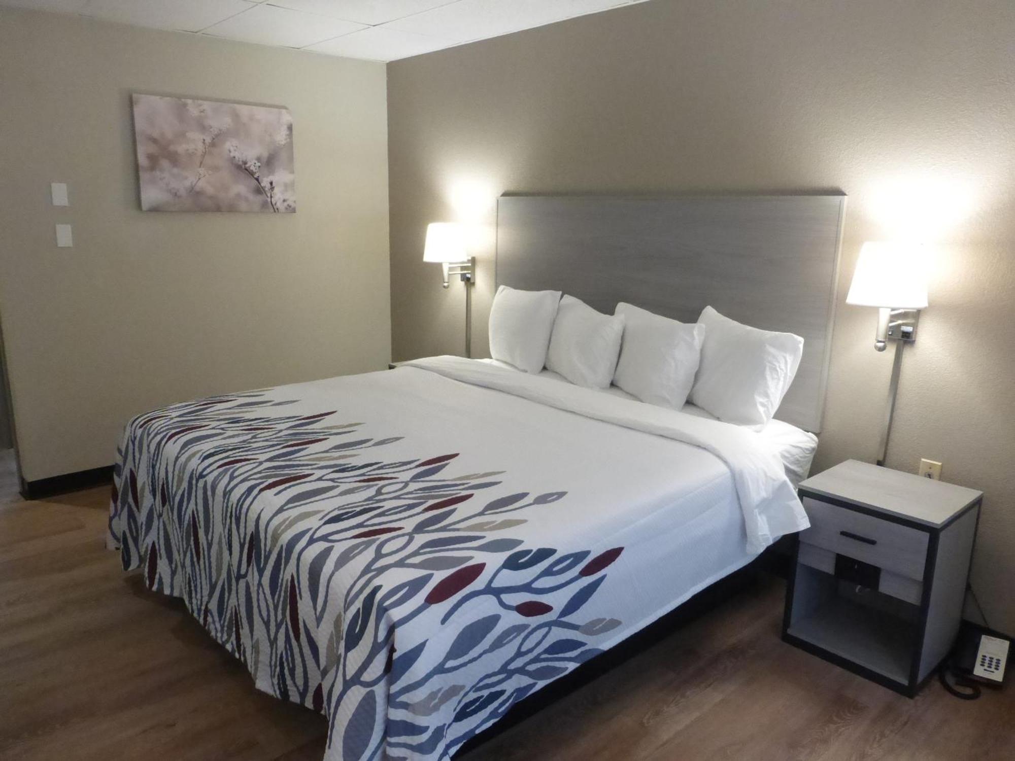 Red Roof Inn Stroudsburg Bagian luar foto