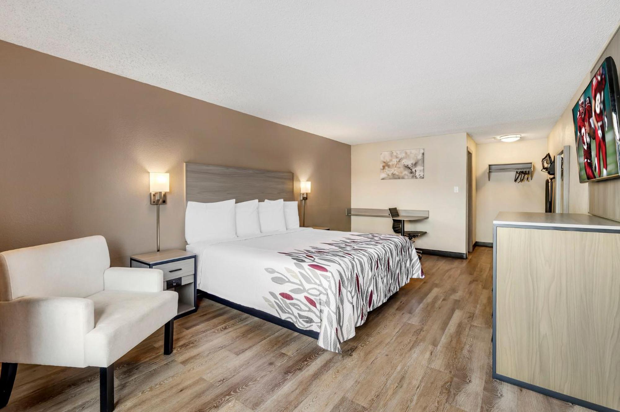 Red Roof Inn Stroudsburg Bagian luar foto
